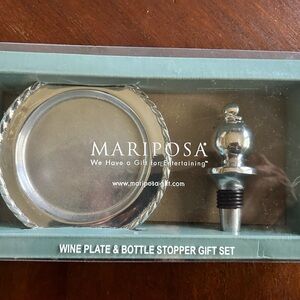Mariposa wine coaster and bottle stopper Set